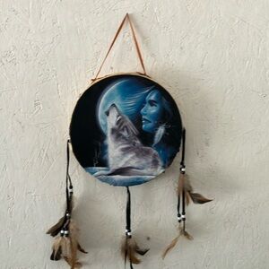Dream Catcher Howling Wolf 9.5” Wide